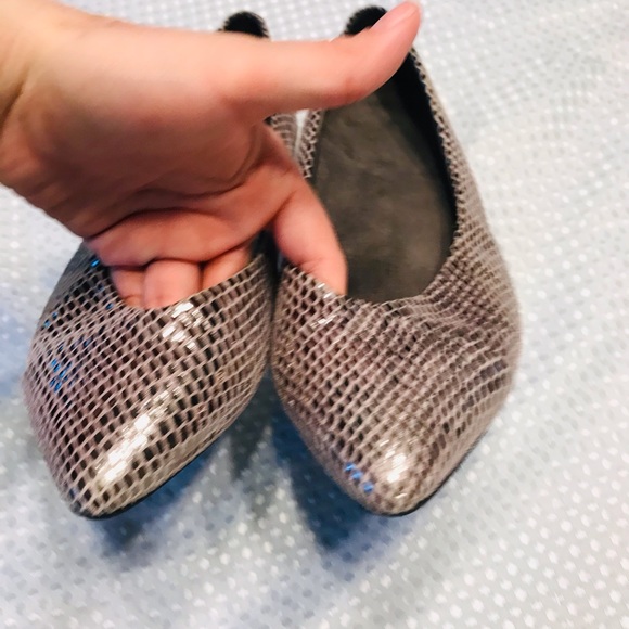 Vionic flats - Picture 7 of 8